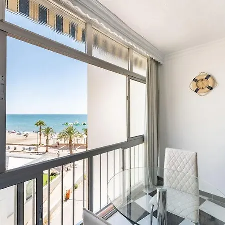 Faro's Carvajal Beachstudio - Frontline-ex Tui Apartment Fuengirola