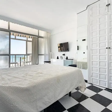 Faro's Carvajal Beachstudio - Frontline-ex Tui *